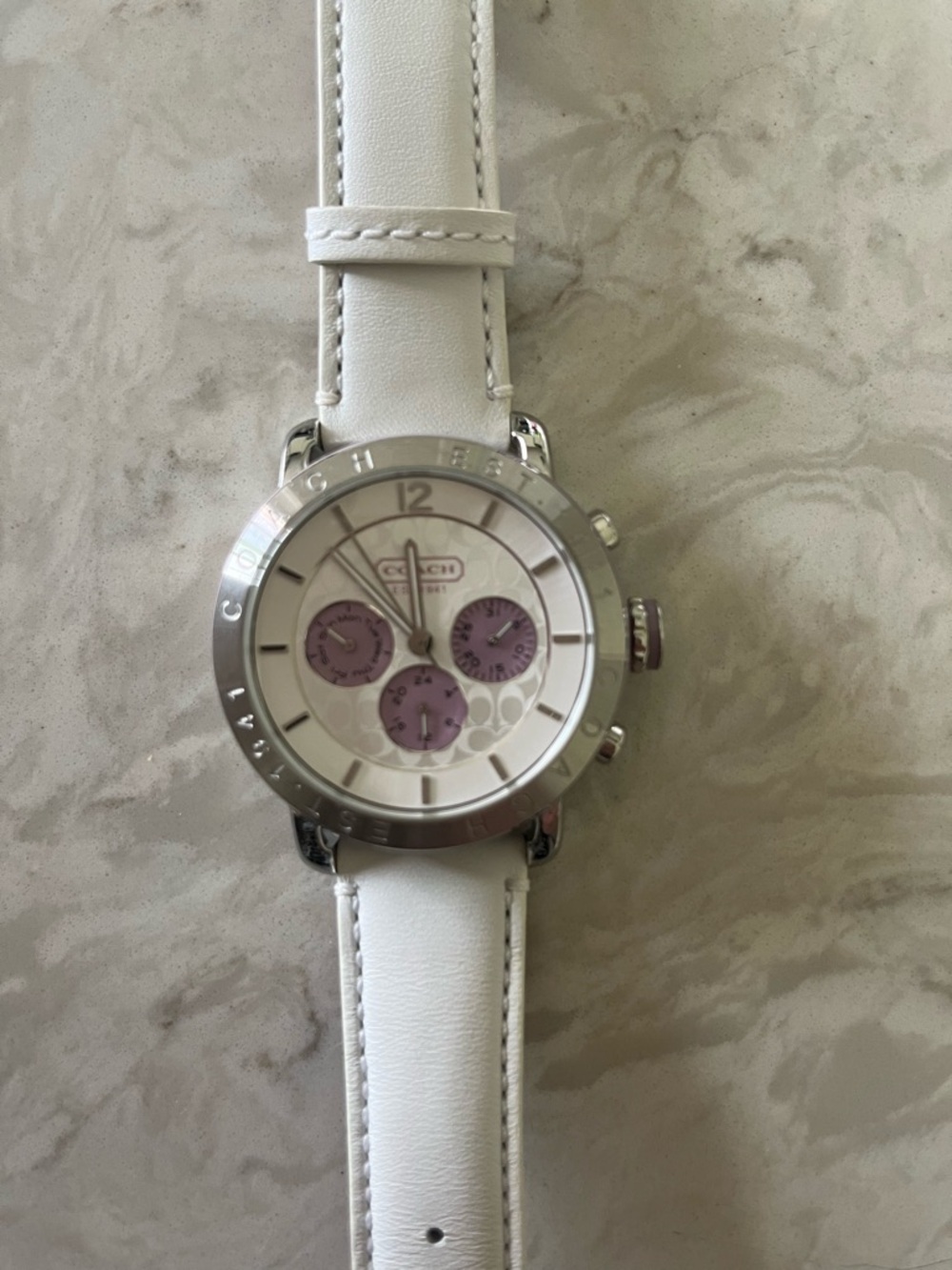 Coach Watch - Picture 2 of 4